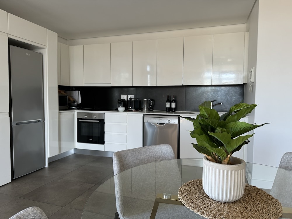 Lux 17 Sloane Apartment Cape Town